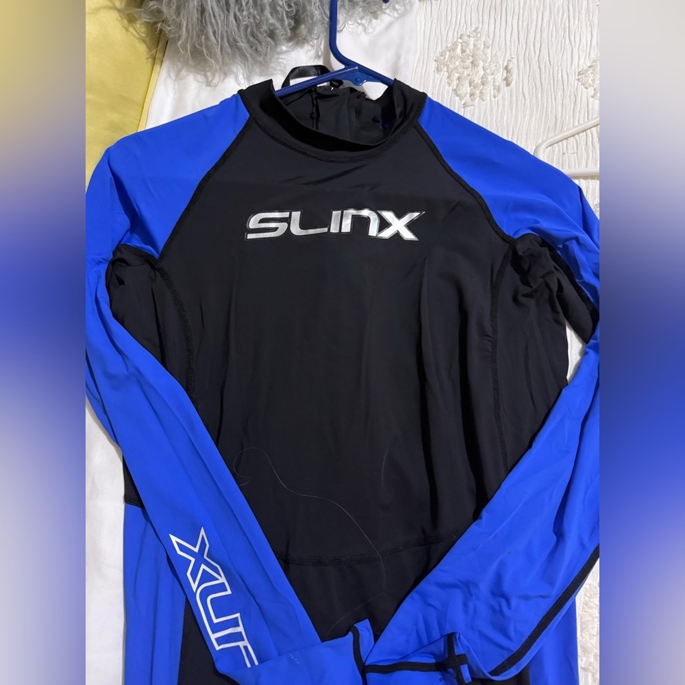 SLINX Full Body Dive Skin Rash Guard Wetsuit US Small Black Blue Stirrups - Picture 13 of 14